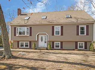41 Chester St, Taunton, MA 02780