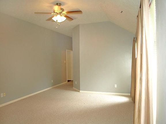 4th image of 3902 Fordham Park Ct