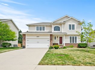 1675 SE Olson Dr, Waukee, IA 50263