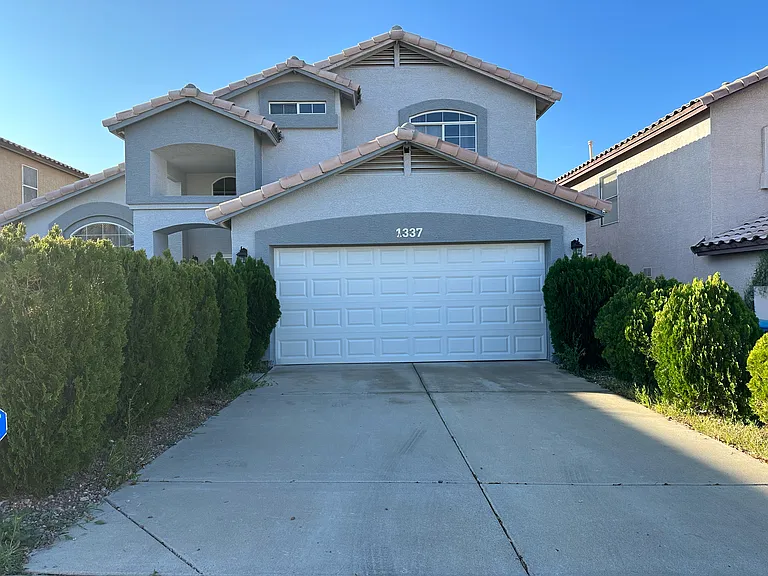 Front of the home with spacious two-car garage