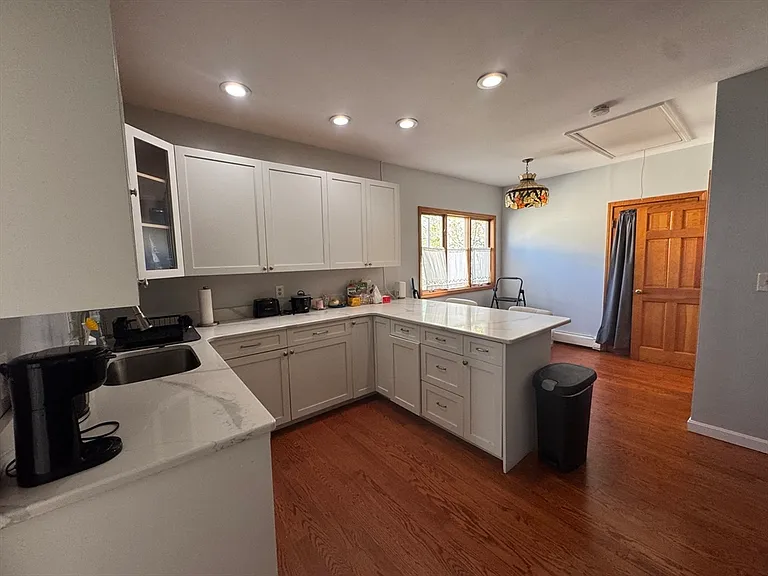 19 Pearl Ave #19 — Photo 3