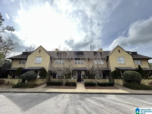 1004 Barristers Ct, Birmingham, AL 35242