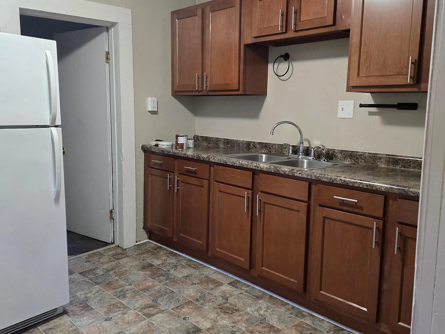 512 Franklin St — Photo 4