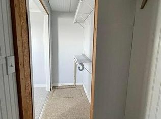 3 Cross Beach Rd #B, Seabrook, NH 03874