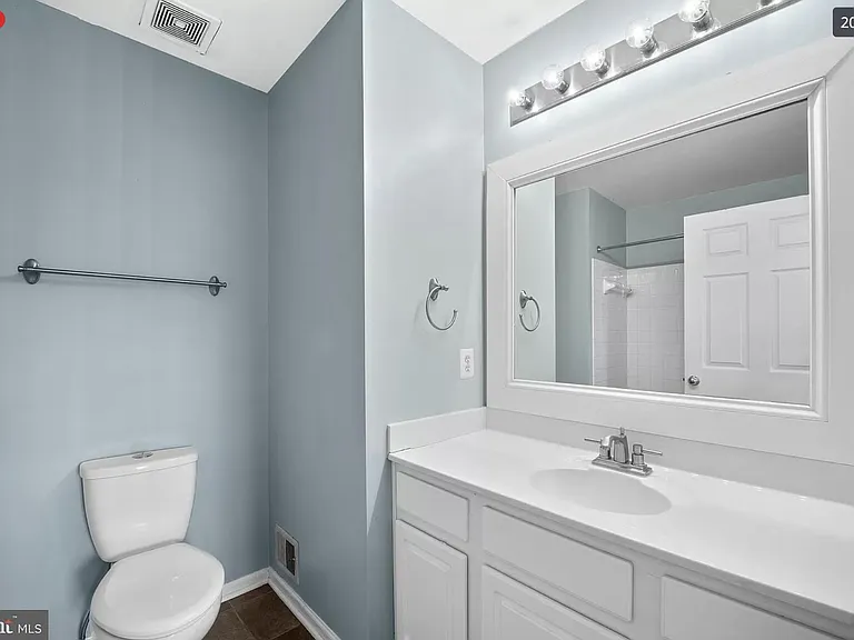 8648 Aspen Grove Ct — Photo 16