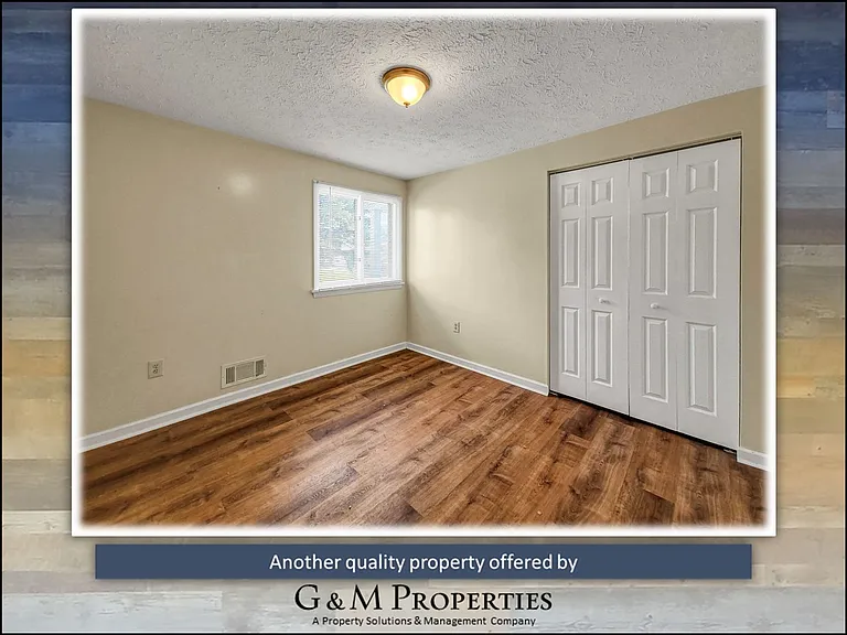 33 Lightwood Ln — Photo 16