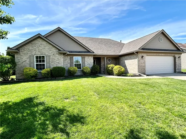 808 Lambert Dr, Piqua, OH 45356