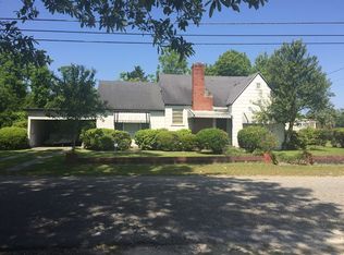 7 1st Ave, Manning, SC 29102