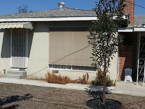 4th image of 10424 Ives St