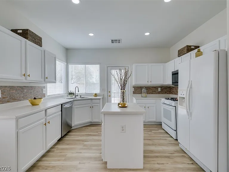 10959 Pumpkin Ridge Ave — Photo 19