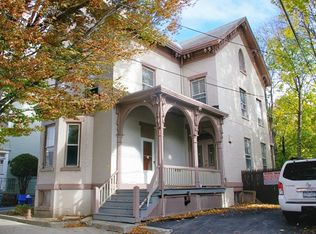11 N Clover St, Poughkeepsie, NY 12601
