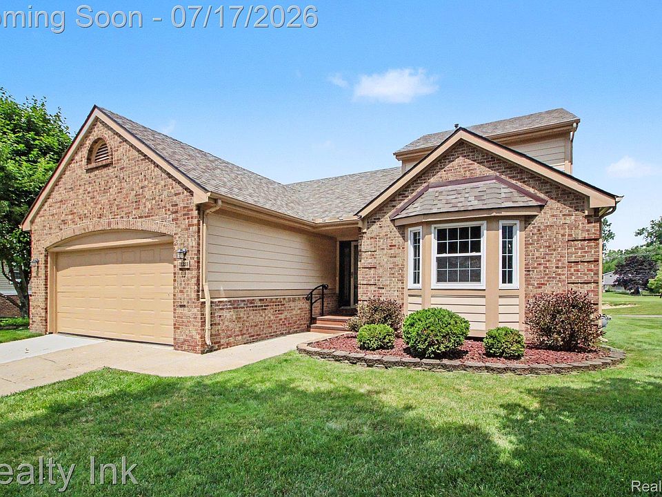 1st image of 31223 Barrington Dr