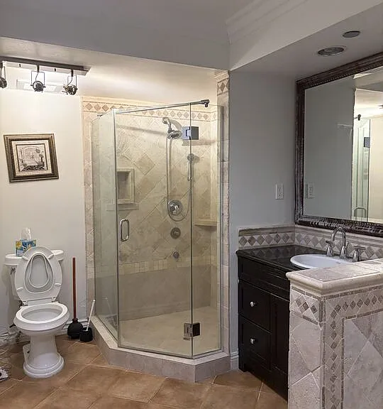 125 N Gale Dr #204 — Photo 15