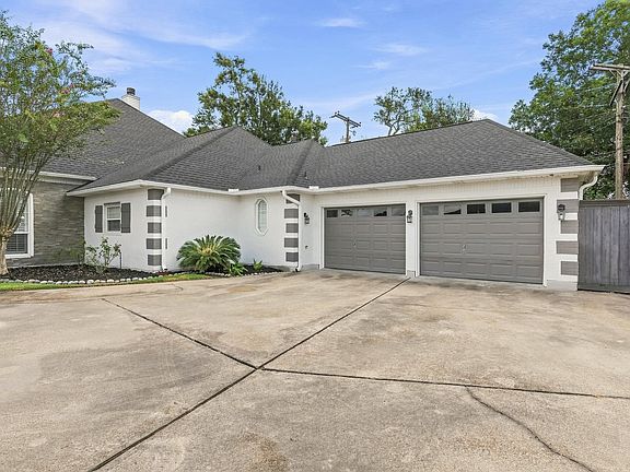 3rd image of 703 N 31st St