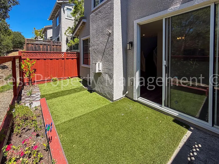 23010 Canyon Terrace Dr #2 — Photo 27