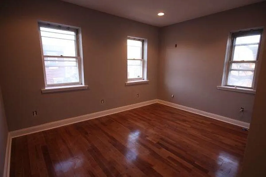 1 bed, 1000 sqft, $1,200 — Photo 3