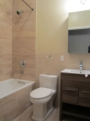 Rented by Uptown Flats LLC | media 25