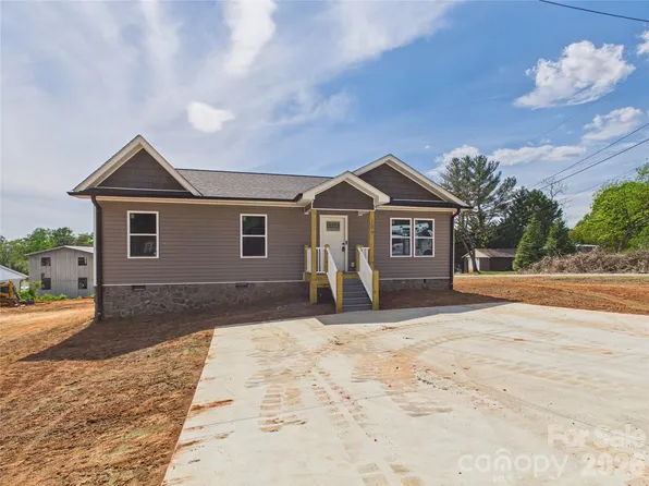 109 Short St, Granite Falls, NC 28630