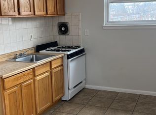 36 Smith St #23, Irvington, NJ 07111