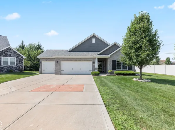 2121 Somerset Dr, Franklin, IN 46131