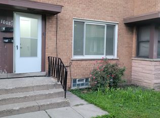 10081 Frontage Rd #D, Skokie, IL 60077