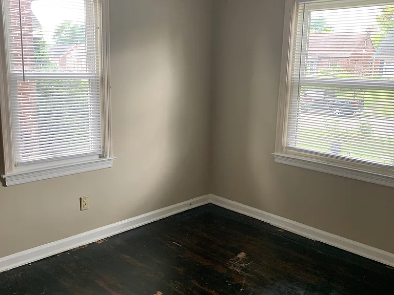 546 Butler Ave — Photo 22