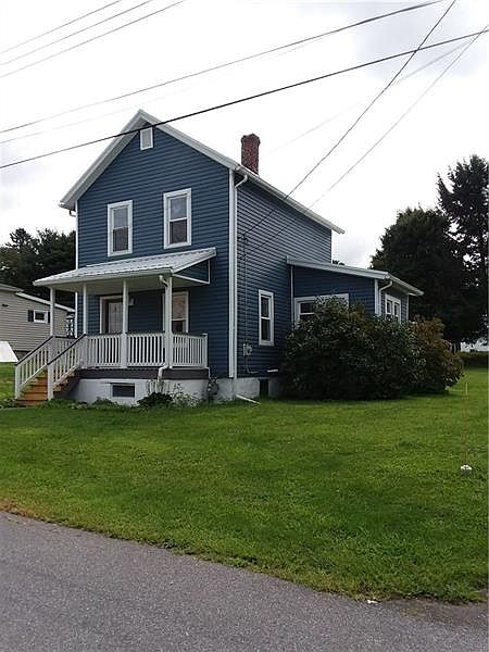 1st image of 121 10th St