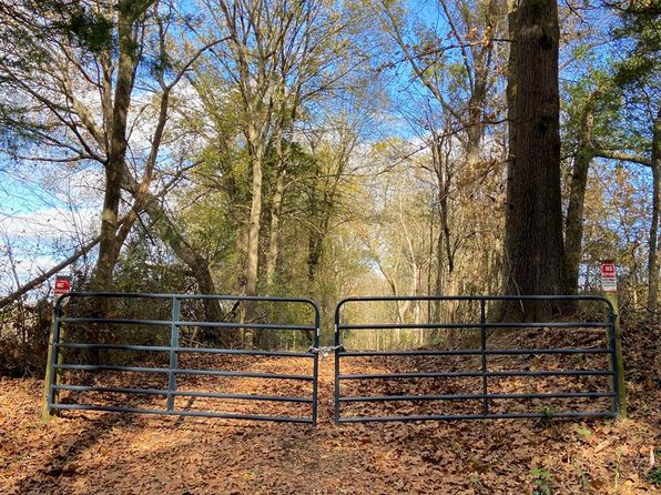 2715 Herrondale East Rd, Henry, TN 38231