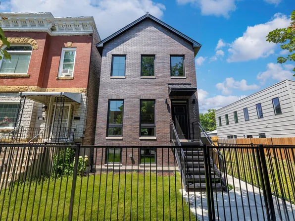 2832 W Wilcox St, Chicago, IL 60612