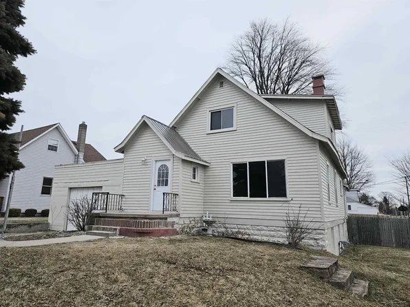 429 S Van Etten St, Pinconning, MI 48650