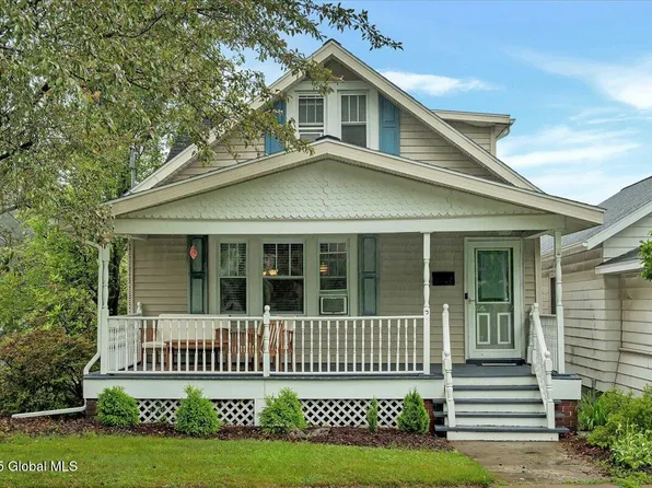 29 Cuthbert Street, Schenectady, NY 12302