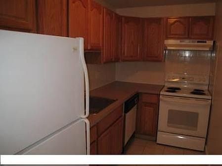 2nd image of 24 Church St APT 12