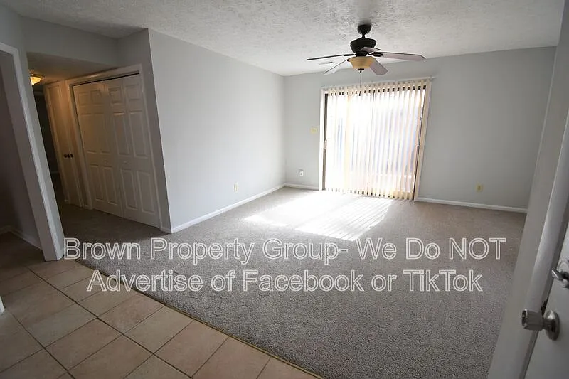 2 bed, 2.0 bath, 957 sqft, $1,050 — Photo 2