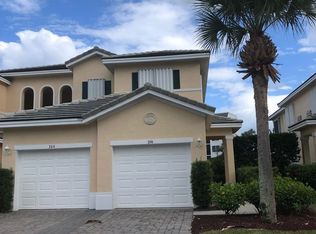 206 S Compass Dr, Fort Pierce, FL 34949