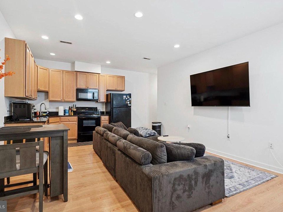 1st image of 6212 Ridge Ave #D