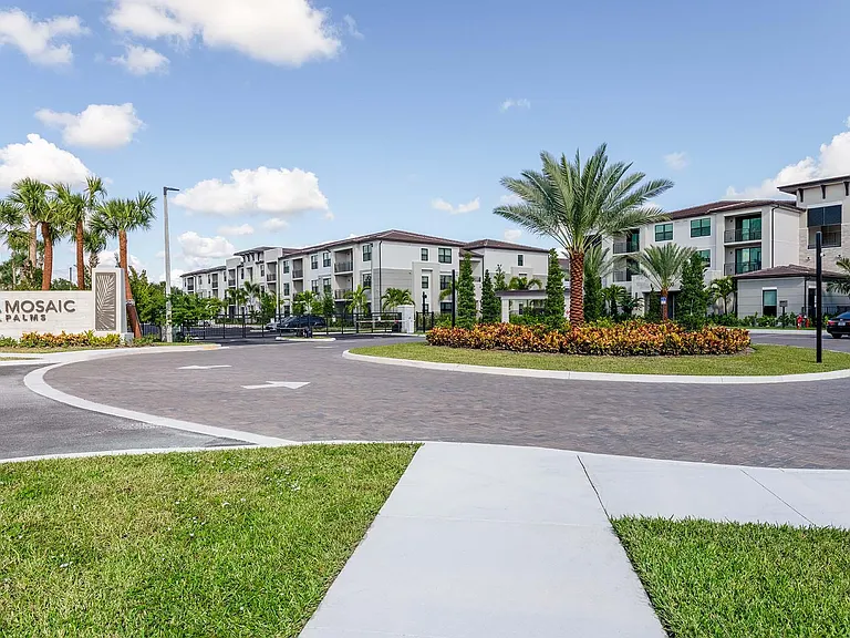 Mosaic Palms Apartments — Photo 29