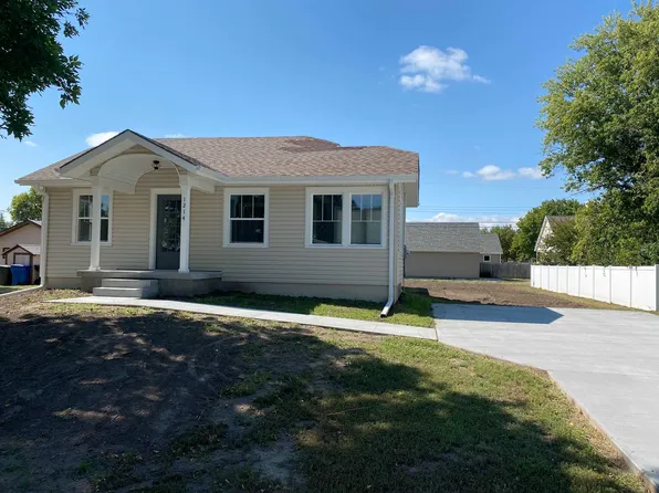 1214 Avenue C, Kearney, NE 68847