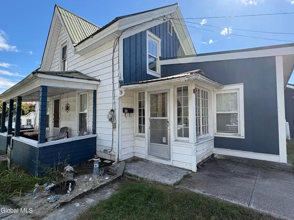 12 Waldo Place, Port Henry, NY 12974