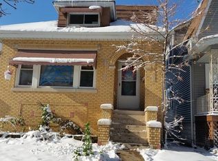 5618 N Marmora Ave, Chicago, IL 60646