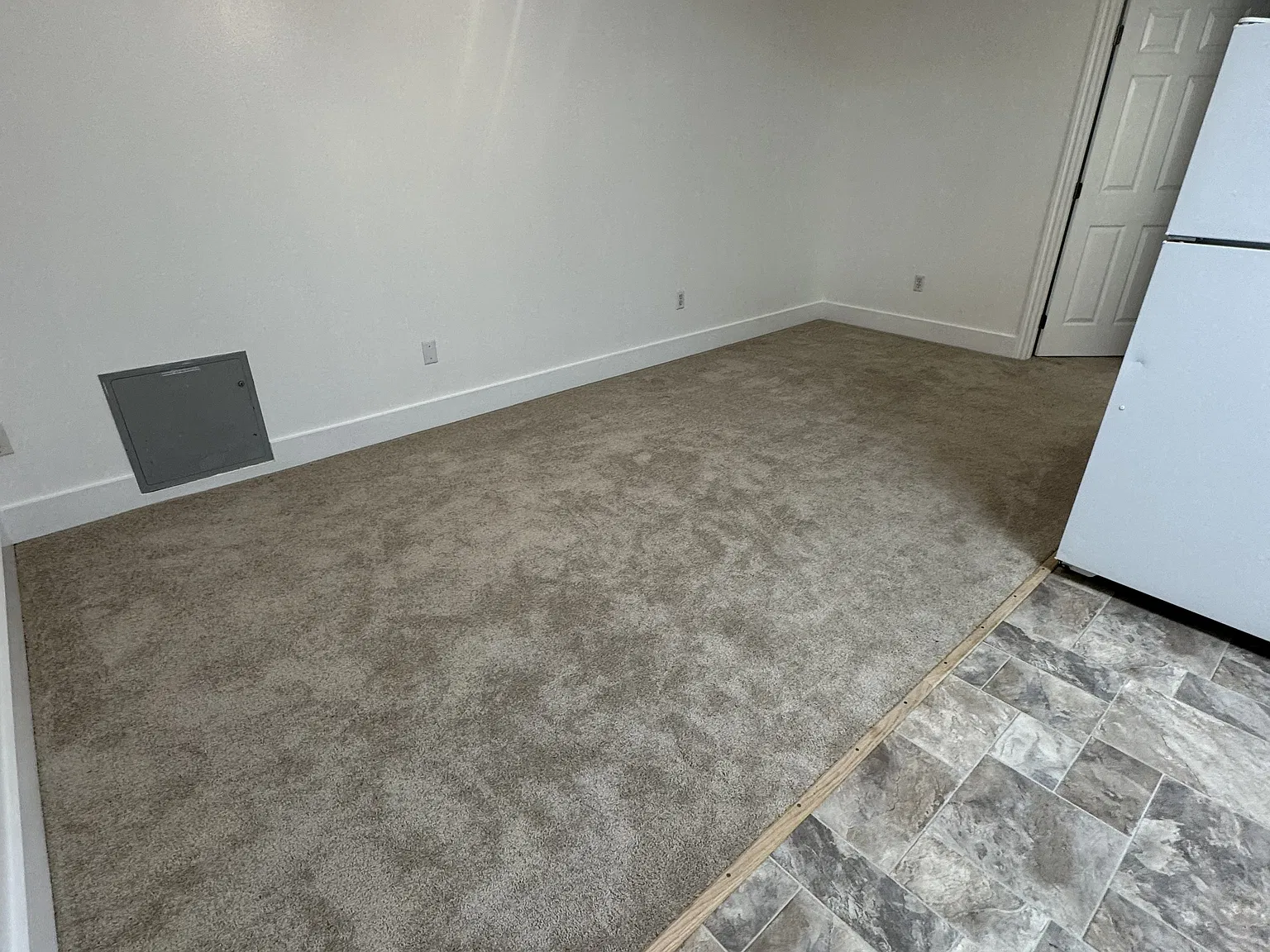 450 Endicott Drive — Photo 3