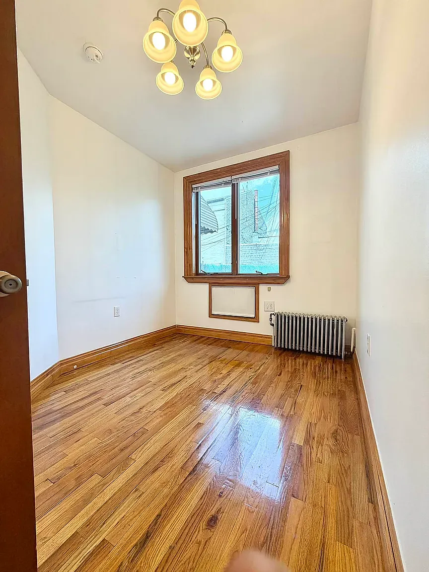 163 Jackson Street — Photo 2