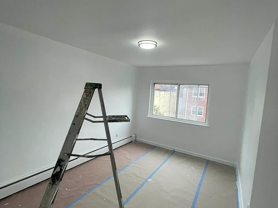 21-20 Broadway #2