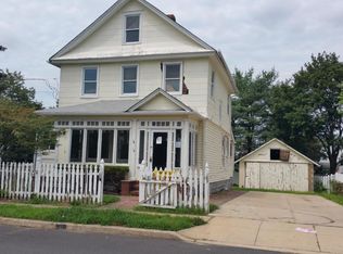 18 Augusta St, Jamesburg, NJ 08831