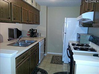 2nd image of 2979 Heatherwood Ct