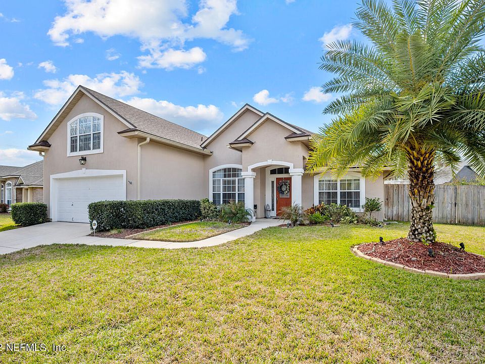 1st image of 12208 Lake Fern Dr E