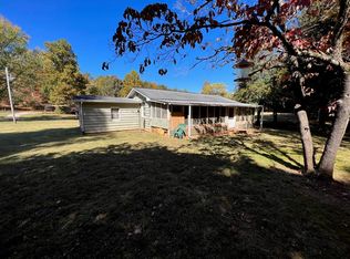 695 Lyle Downs Rd, Franklin, NC 28734