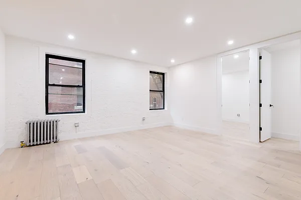 Rented by Abode Residential LLC | media 9