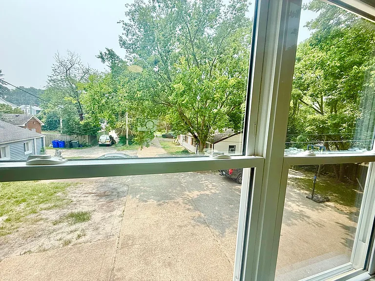 1820 Parkview Ave — Photo 31