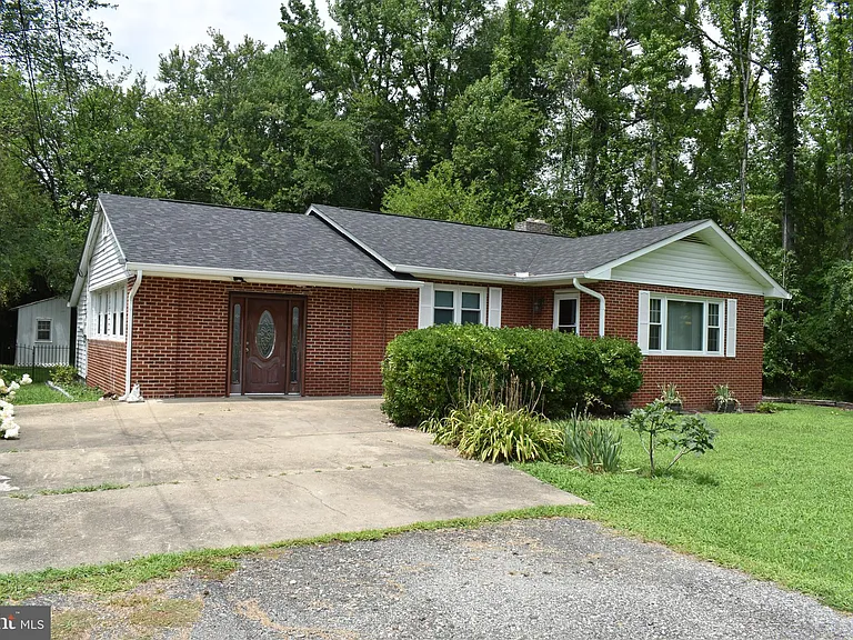 1259 Holly Vista Dr — Photo 2