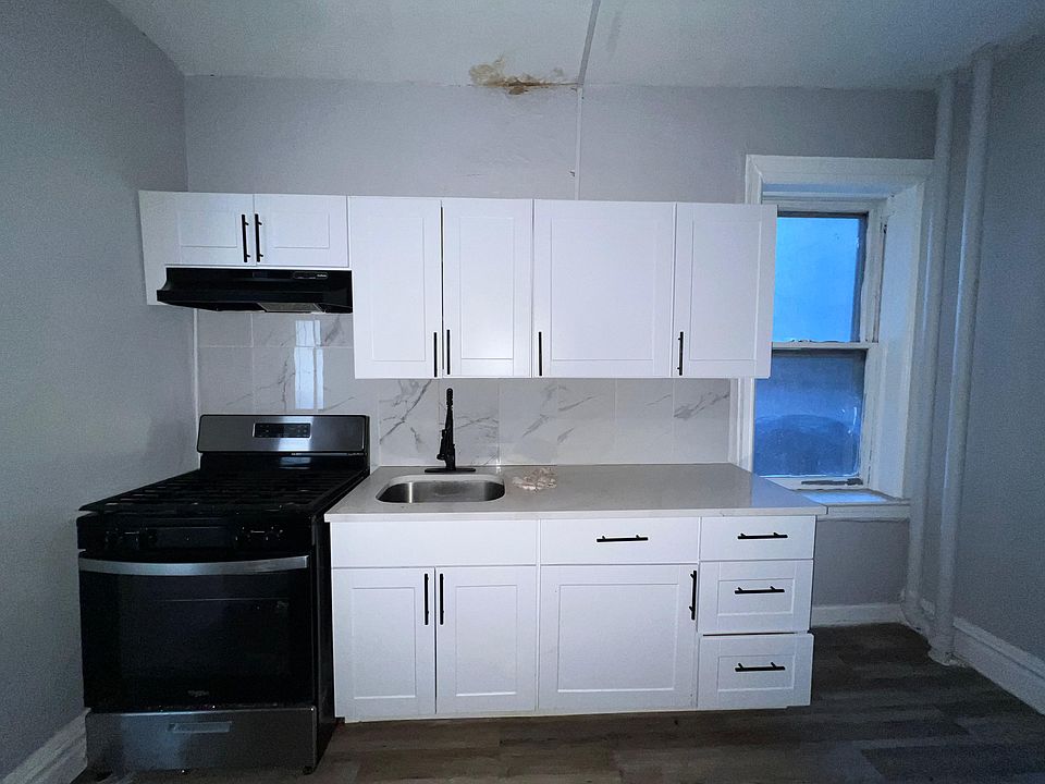 1st image of 319 Summit Ave #5E